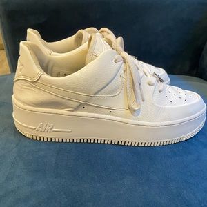 Air Force 1 Sage Low Triple White